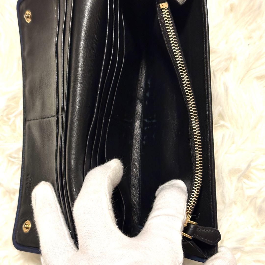 ✨️美品✨️ PRADA 長財布 ゴールド金具 レザー 二つ折り 黒 青