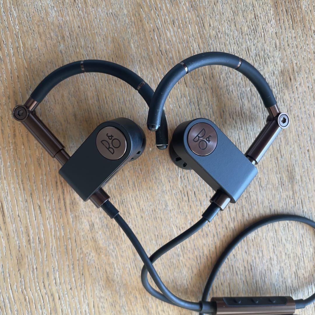 【美品・付属品完備】B&O Earset カラー Graphite Brown 美品・付属品完備】B&O Earset カラー Graphite Brown
