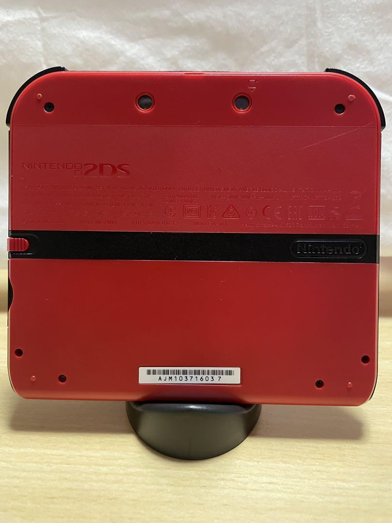 Nintendo ニンテンドー　2DS レッド
