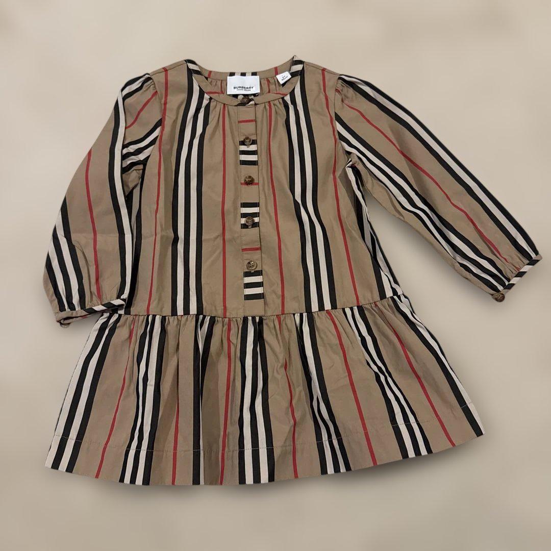 現行タグ　バーバリーチルドレンBURBERRYノースリーブ　ワンピース8y128 現行タグ バーバリーチルドレンBURBERRYノースリーブ ワンピース