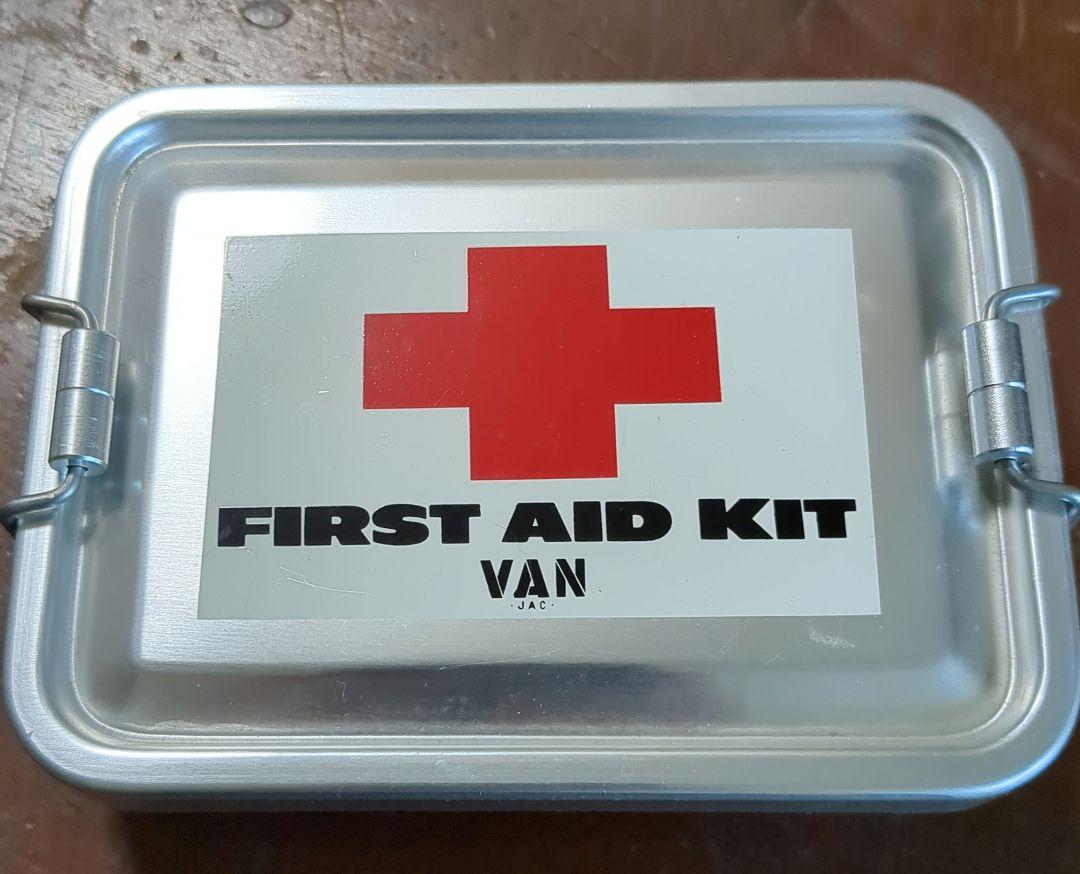 【レア品】当時物　旧VAN JAC. （ヴァンヂャケット）救急箱です。