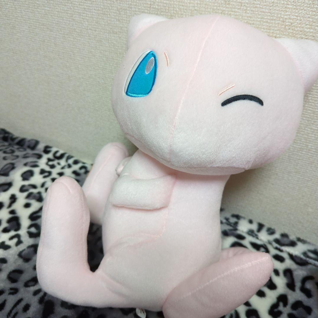 ポケモン ミュウ ぬいぐるみ メルカリ