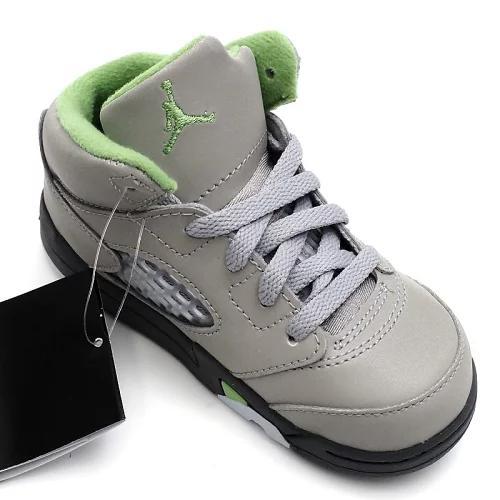 L04265 NIKE AIR JORDAN 5 RETRO キッズ シューズ