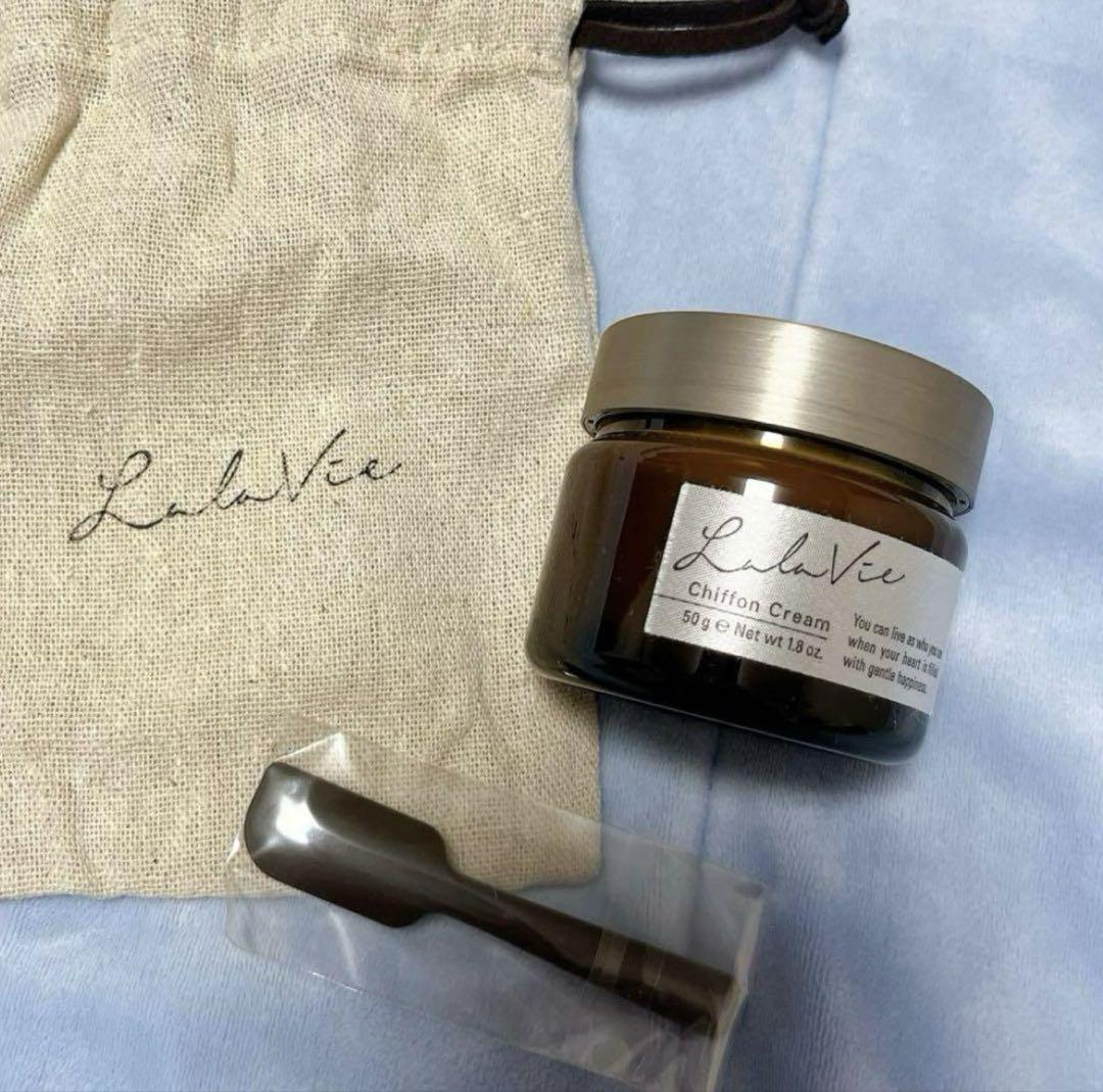 3個セット 未使用★ ララヴィ　シフォンクリーム　50g ギフト袋付き 未使用☆2個セット ララヴィ シフォンクリーム 50g ギフト袋付き