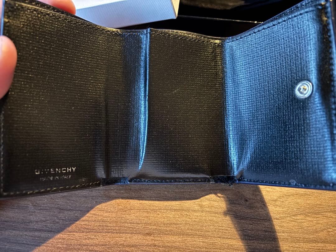 GIVENCHY メンズ 3つ折り財布 BK6095K1T4 BLACK