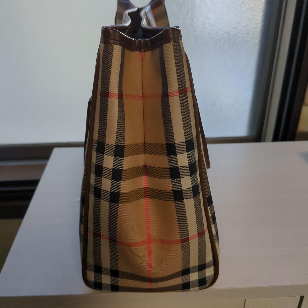 美品　ＢＵＲＢＥＲＲＹ　手提げバッグ