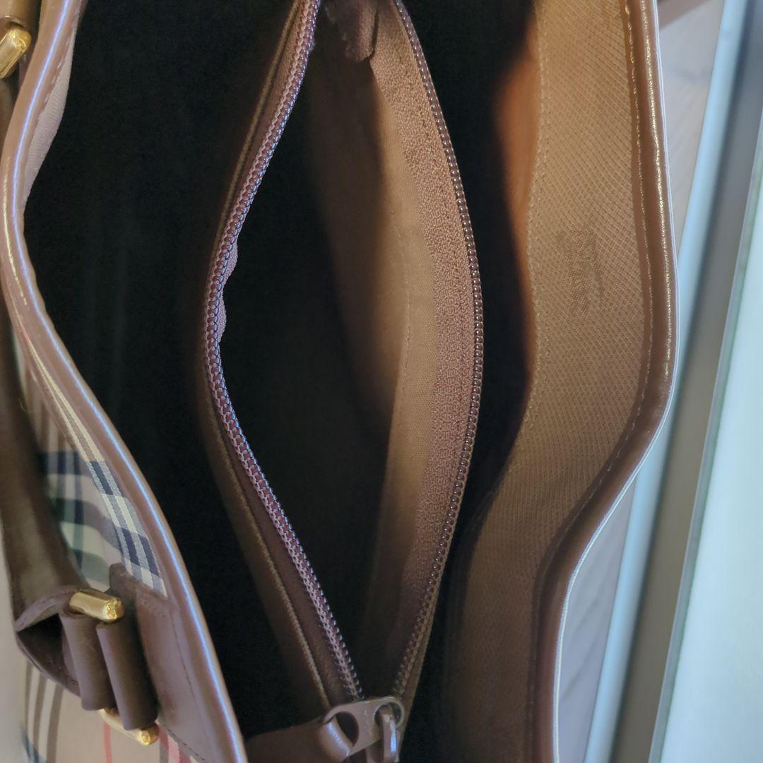 美品　ＢＵＲＢＥＲＲＹ　手提げバッグ