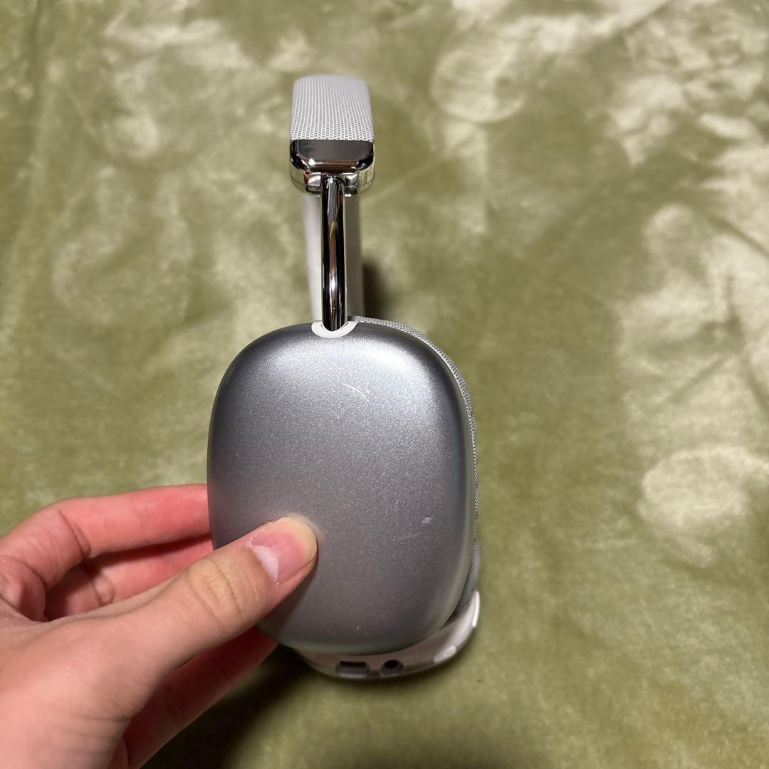 シルバー ワイヤレスヘッドホン オーバーイヤー シルバー ワイヤレスヘッドホン オーバーイヤー