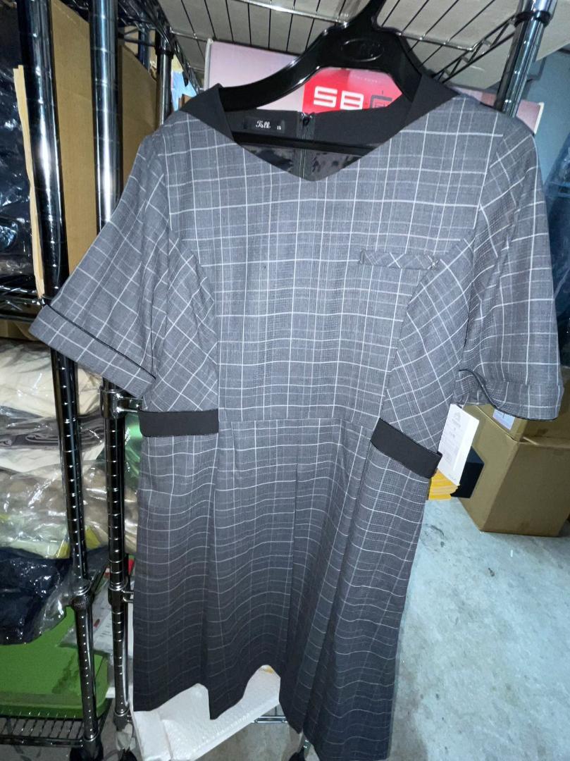 制服