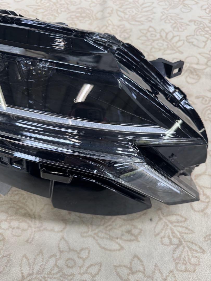 美品！ 日産 ノートオーラ E13 右ヘッドライト - メルカリ