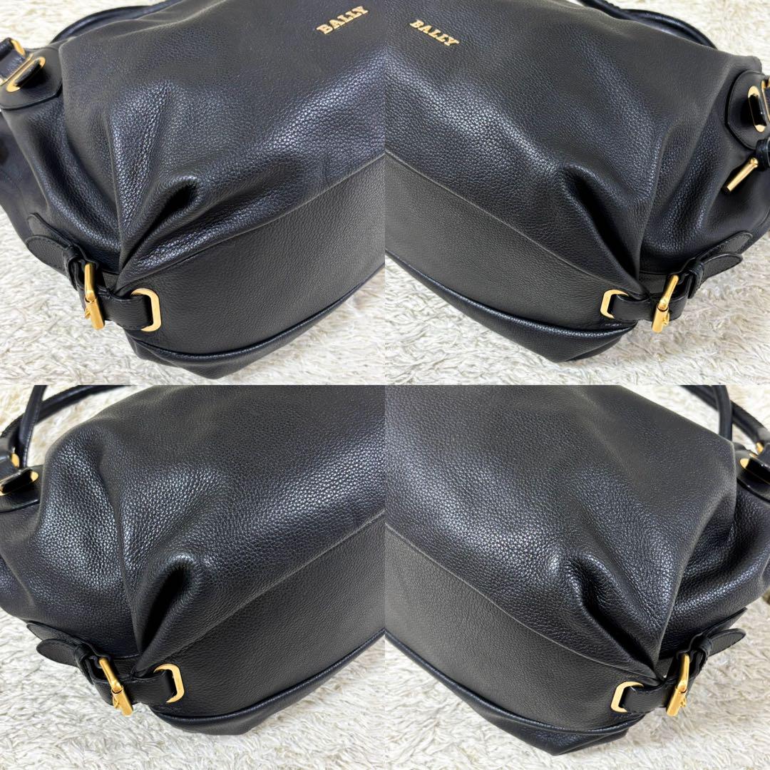 希少【極美品】バリー ハンドバッグ 巾着 シボ革 大容量