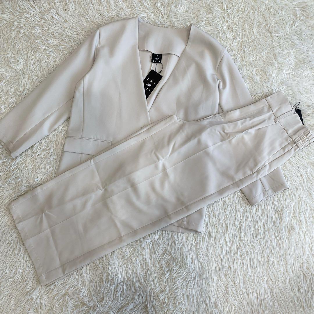 新品未使用タグ付き！ニューバランス THE CITY セットアップ