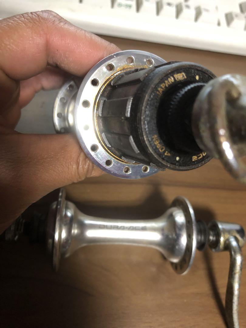 ハブセット　Shimano Dura-ace HB-7400 FH−7400