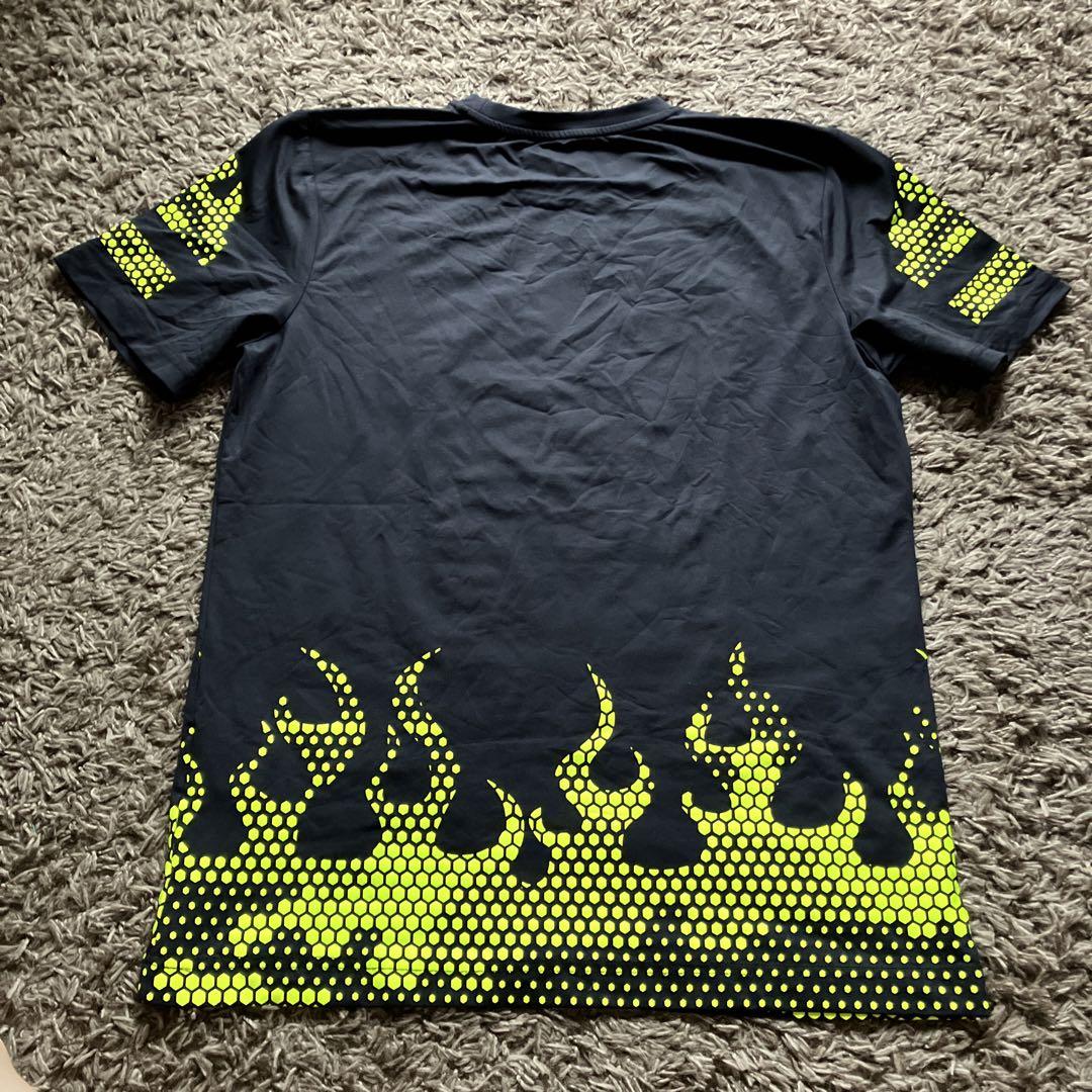 美品！ハイドロゲンテニスTシャツ！