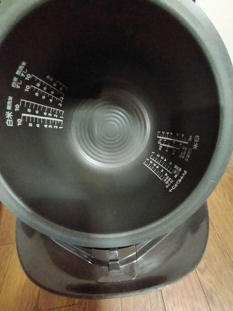 東芝 真空IHジャー炊飯器 鍛造かまど銅釜 RC-18VRP