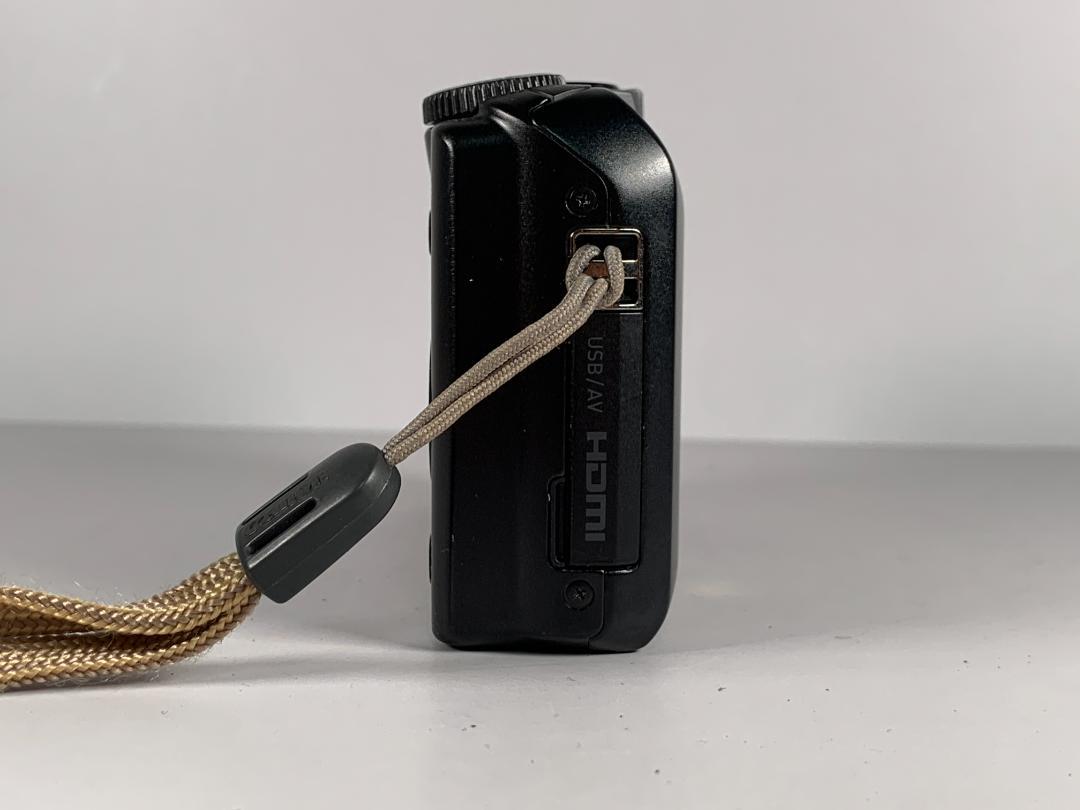 CASIO EXILIM EX-ZR200 動作品 デジカメ カメラ