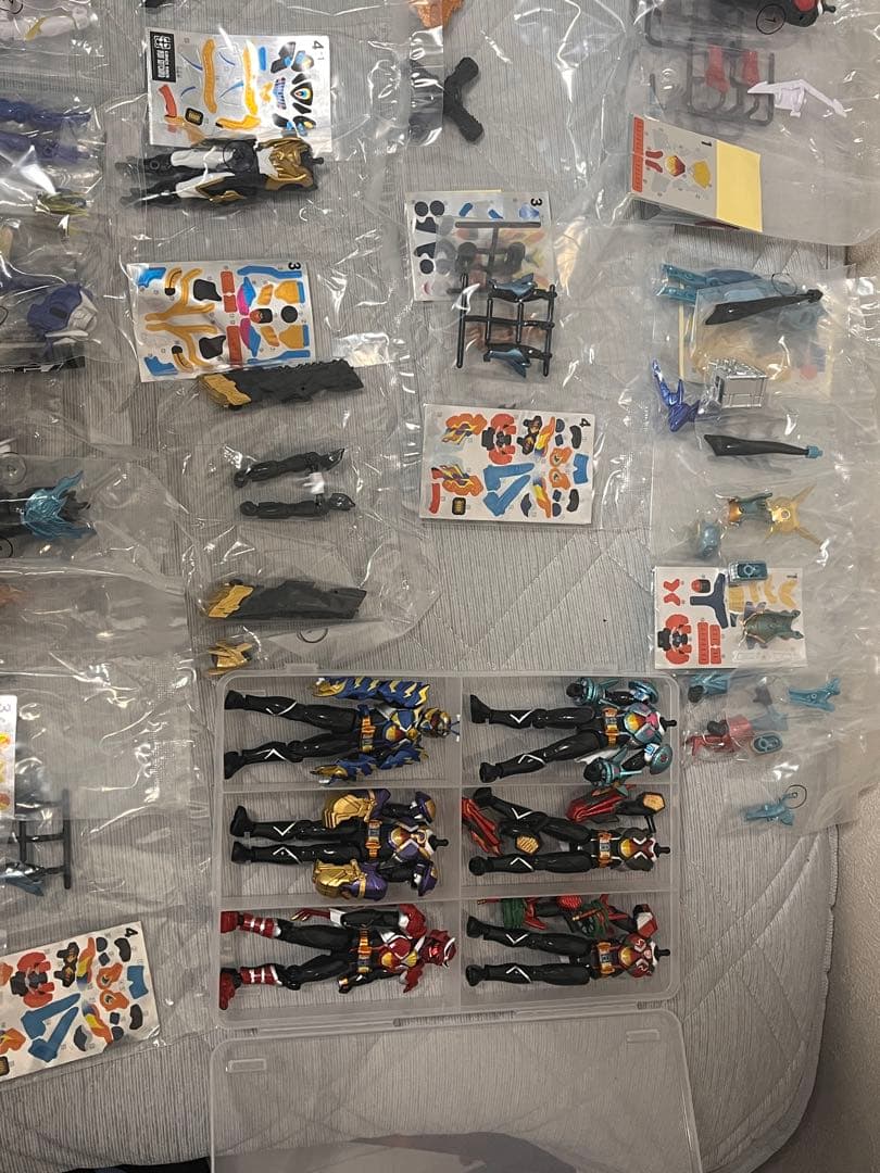 装動ガッチャード　超大物錬金術師セミコンプセット！