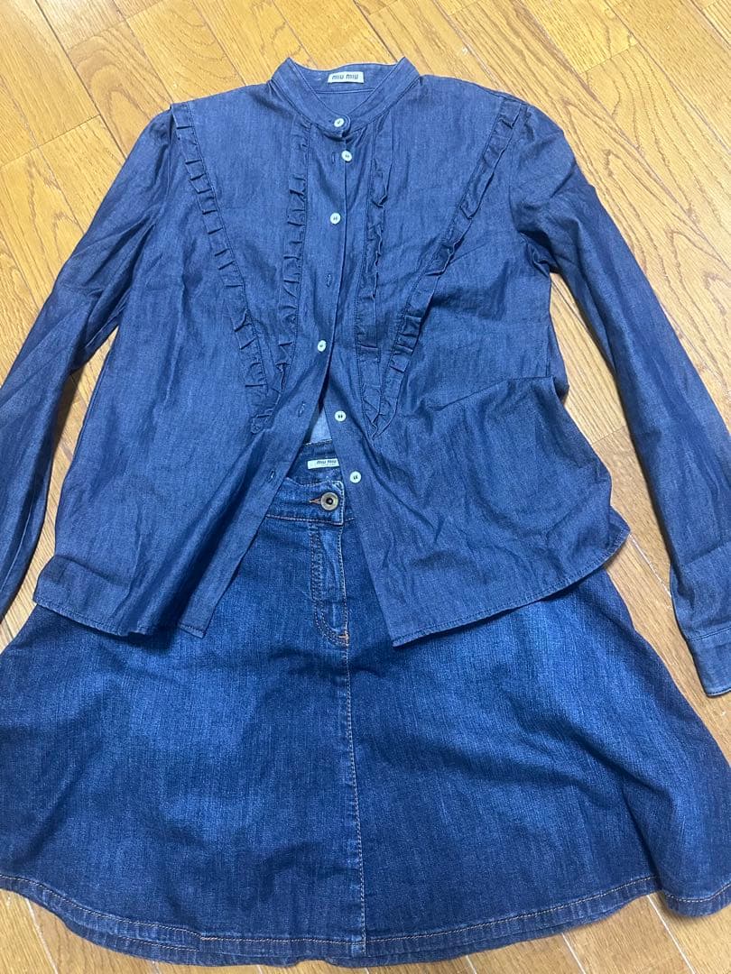 ミュウミュウ 上下M・MIU MIU