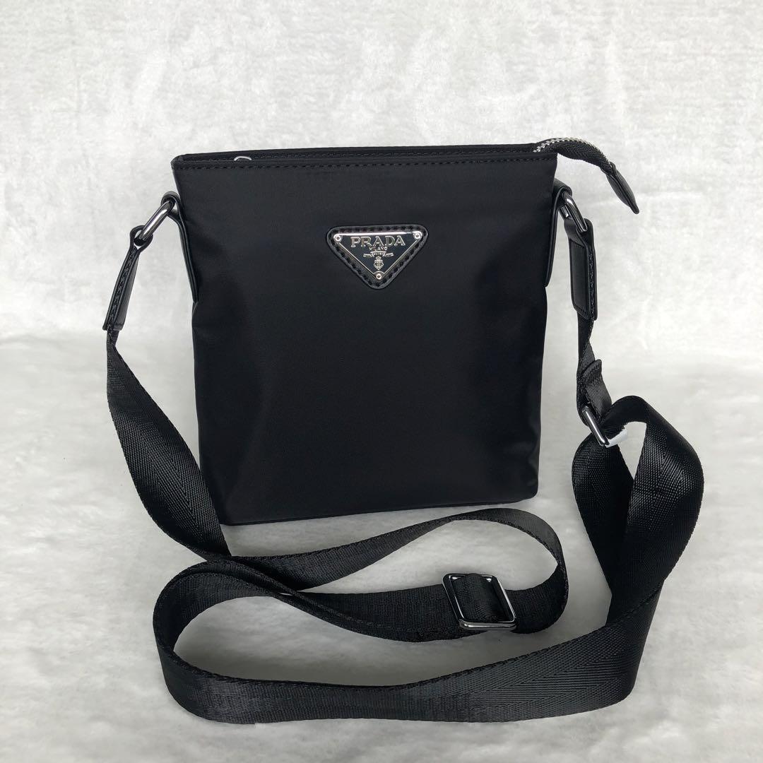 PRADA ショルダーバッグ ノベルティ - ショルダーバッグ価格