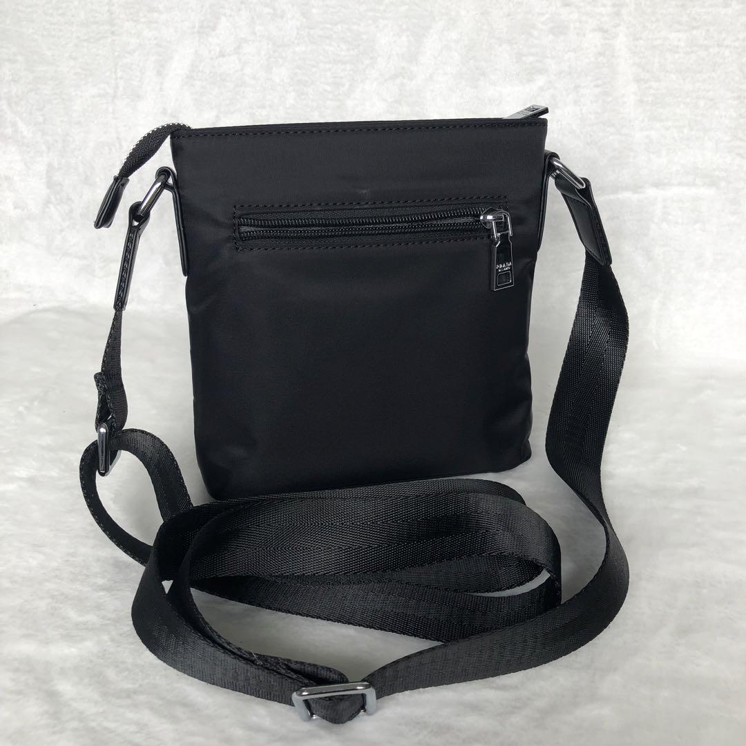 PRADA ノベルティショルダーバッグ PRADAショルダーバッグ ノベルティ - バッグ最高