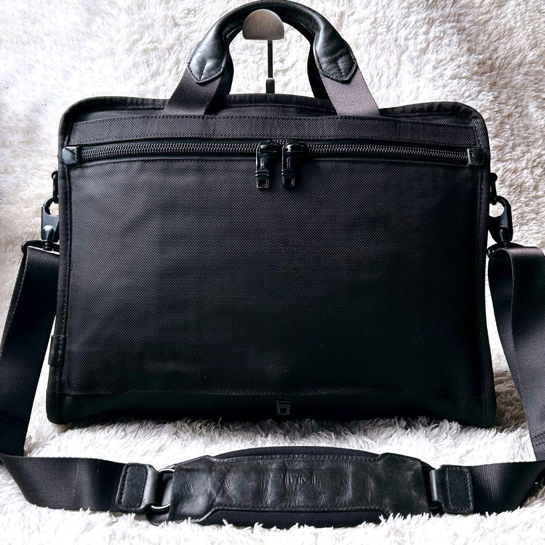 高い信頼 厚い信頼 美品✨TUMI ビジネスバッグ 2way ショルダー A4 ブラック バッグ