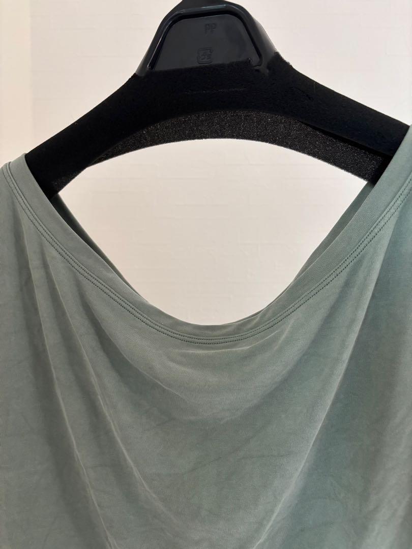 lululemon オフショルダー　トップス　長袖シャツ