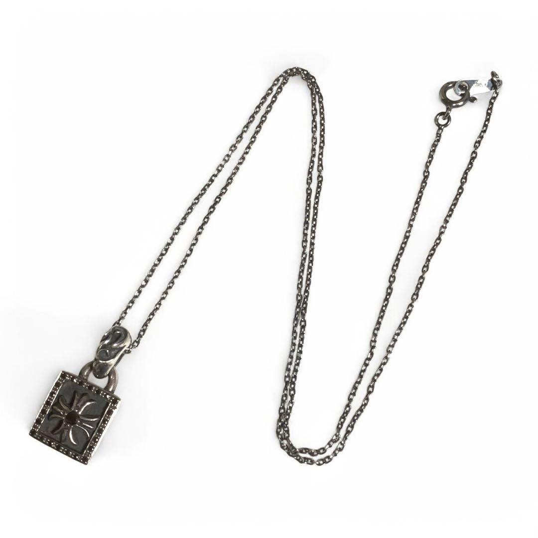 CHROME HEARTSフレームド CHプラスチャーム クロス ブラックダイヤ