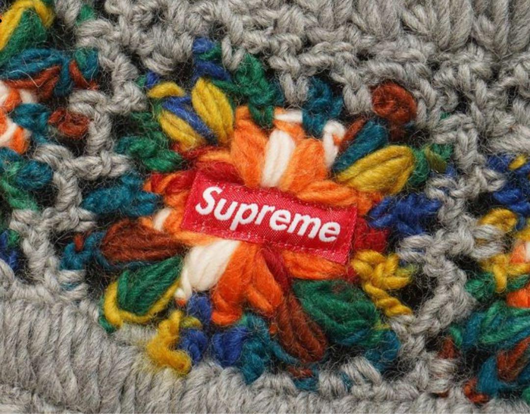 Supreme 花柄刺繍 ニット帽 グレー