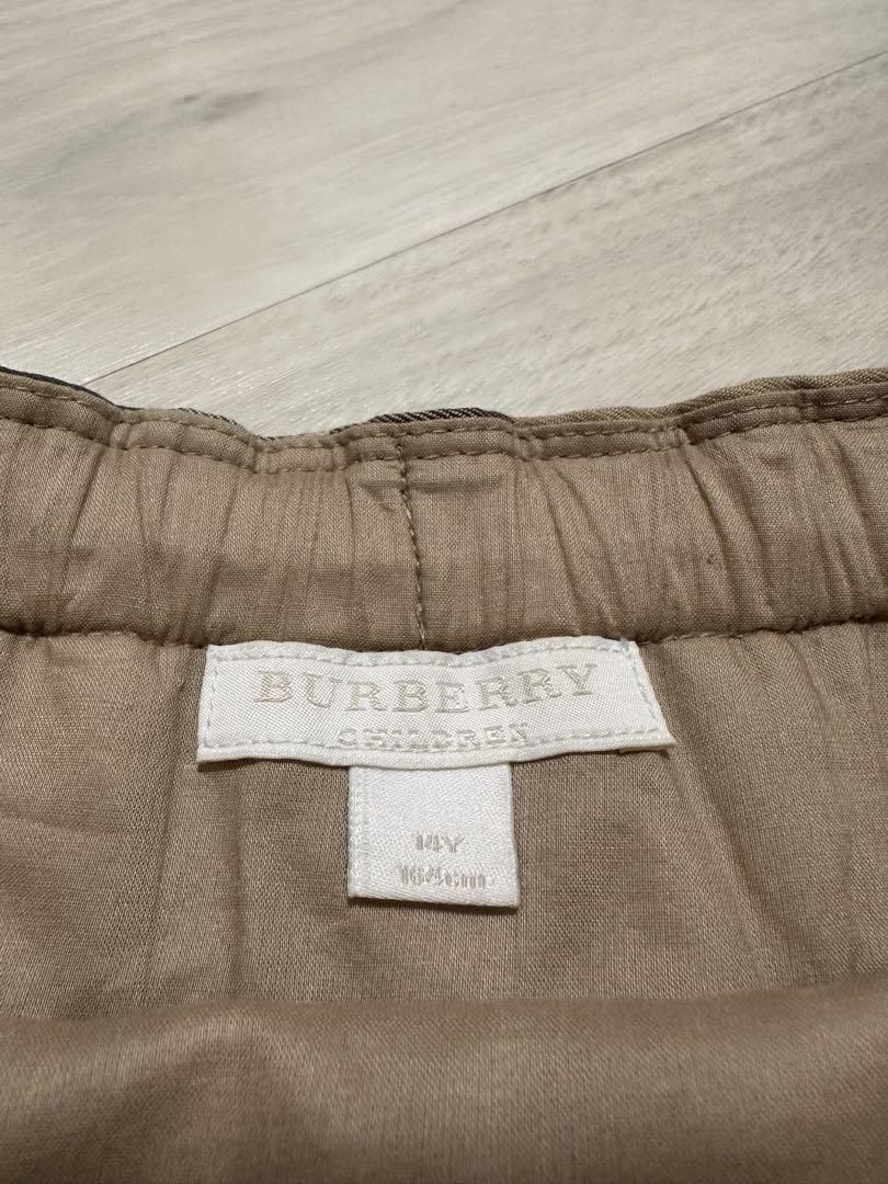 ︎|ほぼ︎Burberryスカート164cm14Y