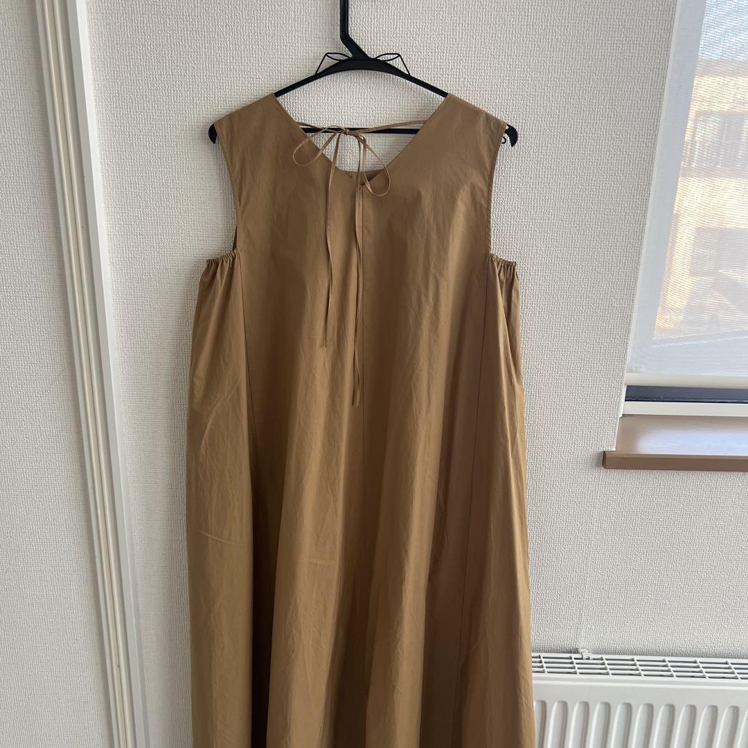 新品【アトリエシックス】ノースリーブ　ロングワンピース アトリエシックス ロングワンピース ノースリーブ M タグ付未