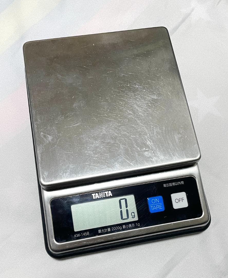 家電祭 TANITA タニタ デジタルスケール KW-1458 ステンレス まるごと洗浄可能 防塵防水性能 はかり 【 動作確認済 】