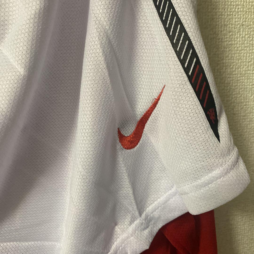 新品タグ付　NIKE　Manchester U　HOME 長袖ユニ　パンツセット
