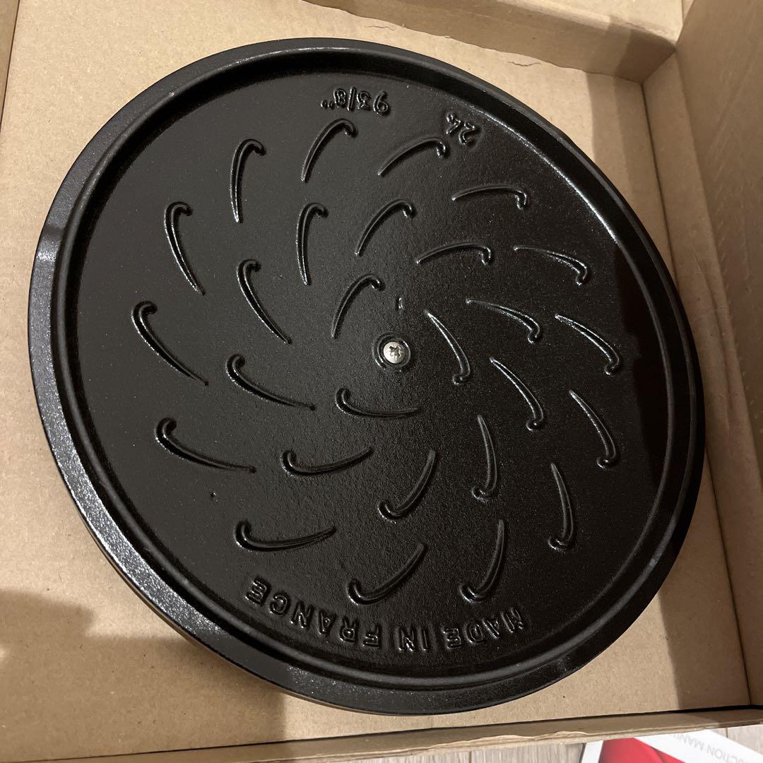 STAUB スノーフレーク　シフォンローズ