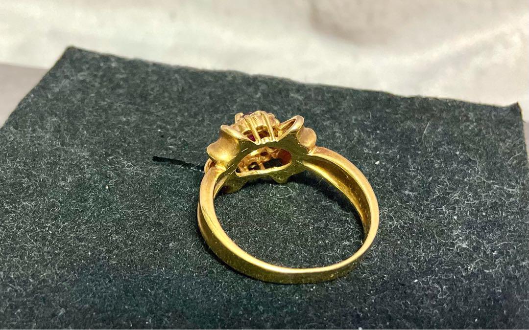 【美品】K18ルビー フラワーデザインリング