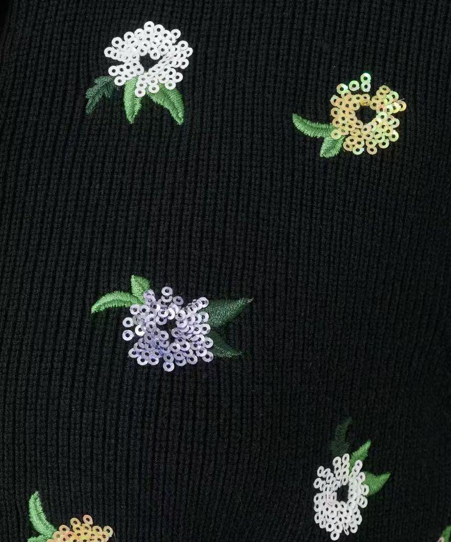 Jemma.atelier New Arrivalスパンコールフラワーニットジレ