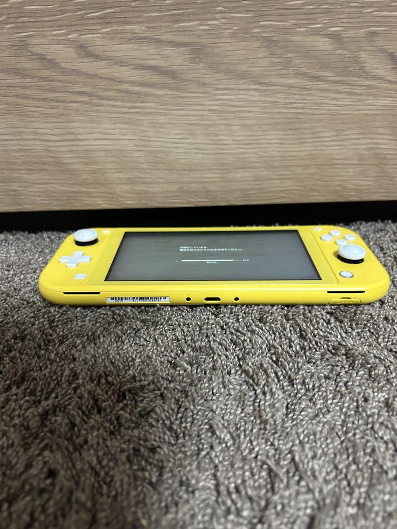 Nintendo Switch Lite イエロー　本体のみ