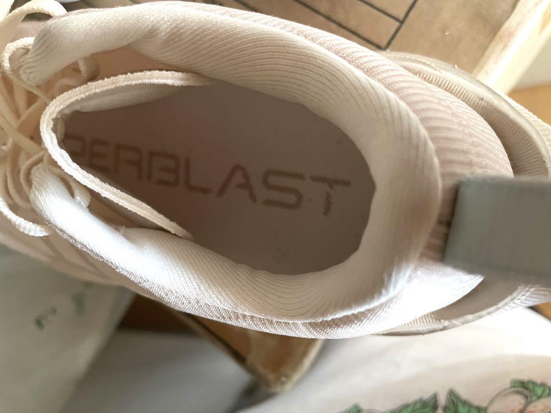 アシックスasicsスーパーブラスト　24.5
