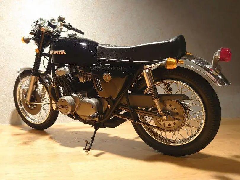 タミヤ 1/6 CB 750 FOUR【完成品】カスタム TAMIYA 1/6 HONDA CB750 Four / Full Build Experience from