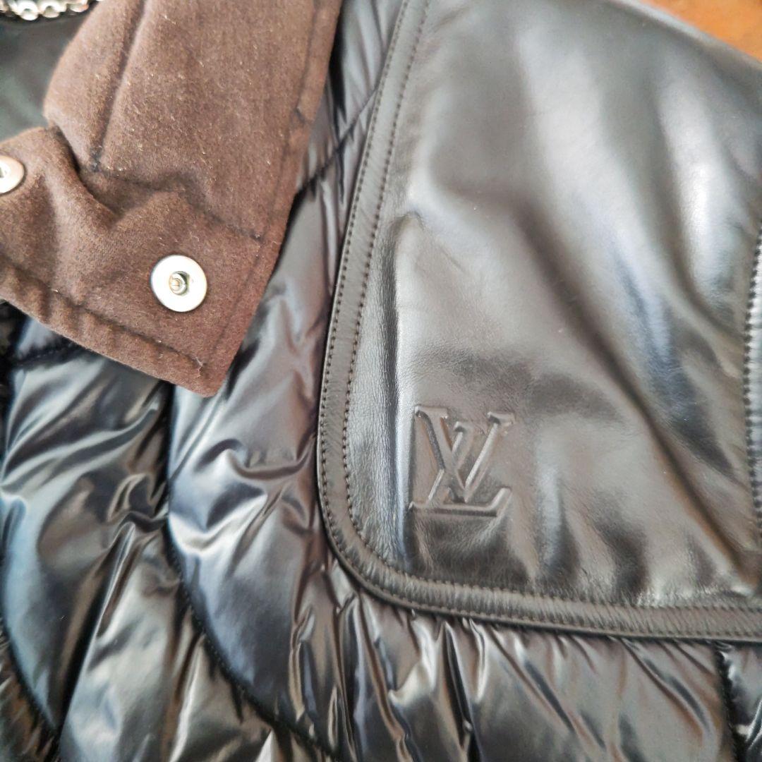Louis Vuittonルイヴィトン ダウンジャケット Louis Vuittonルイヴィトン ダウンジャケット