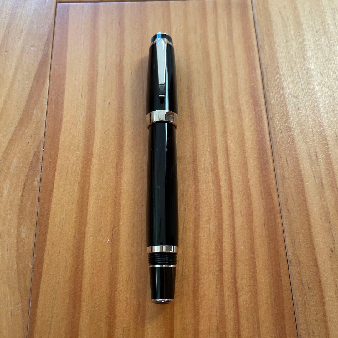 Montblanc ローラーボールペン 本体 黒MONTBLANC