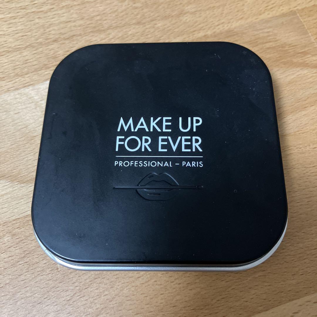 MAKE UP FOR EVER ULTRA HD プレストパウダー 01