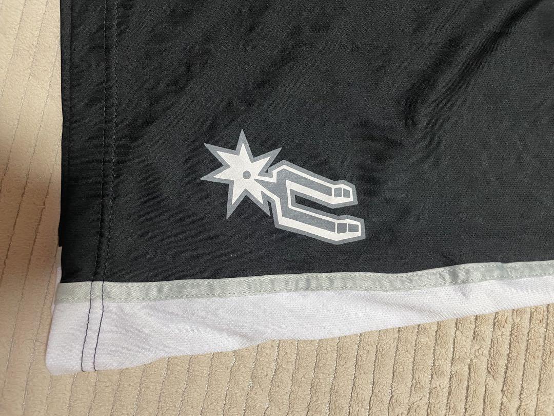NBA スパーズ　ユニフォーム上下 サイズ2XL〜3XL 商品説明を既読希望です