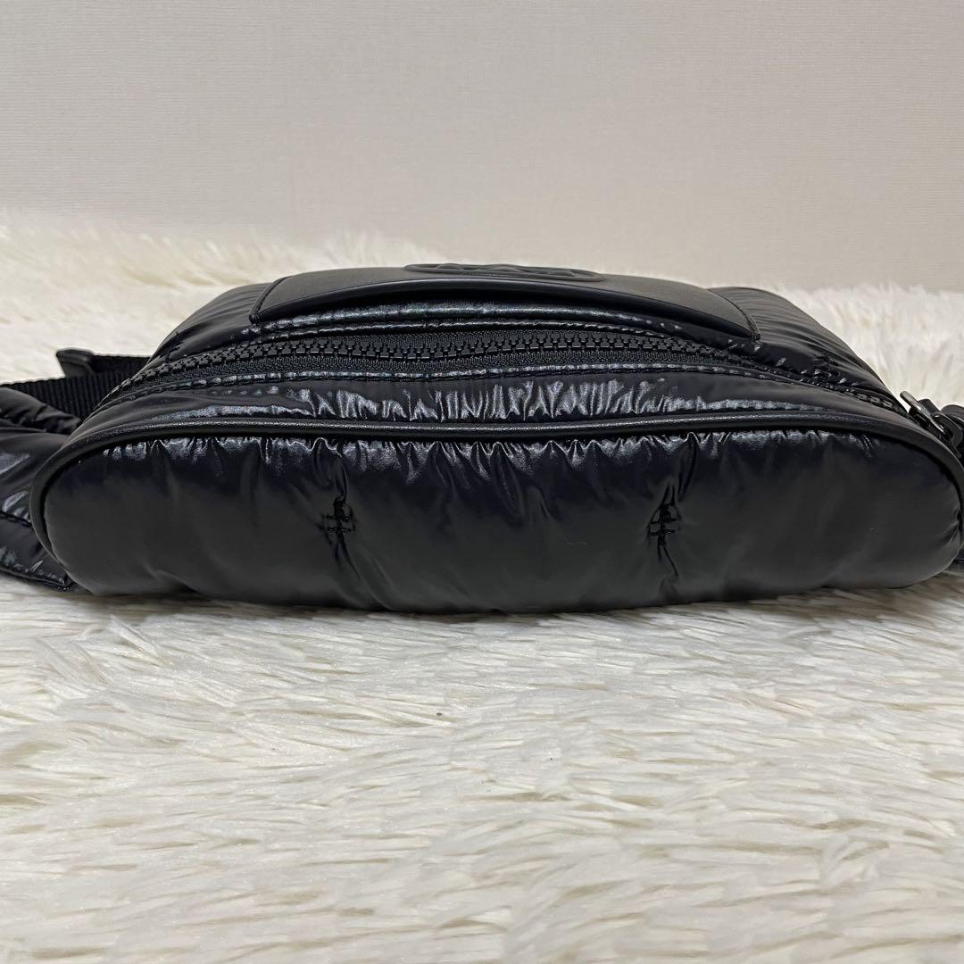 【極美品】トリーバーチ　ブラック　ウエストポーチ　ボディバック　ナイロン