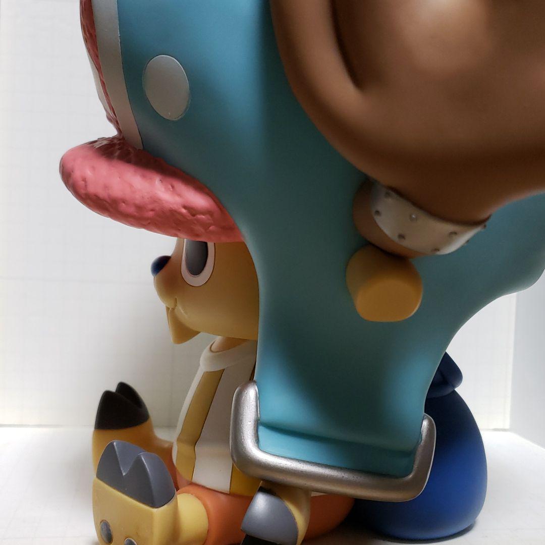 ワンピースチョッパージャンボフィギュアです。