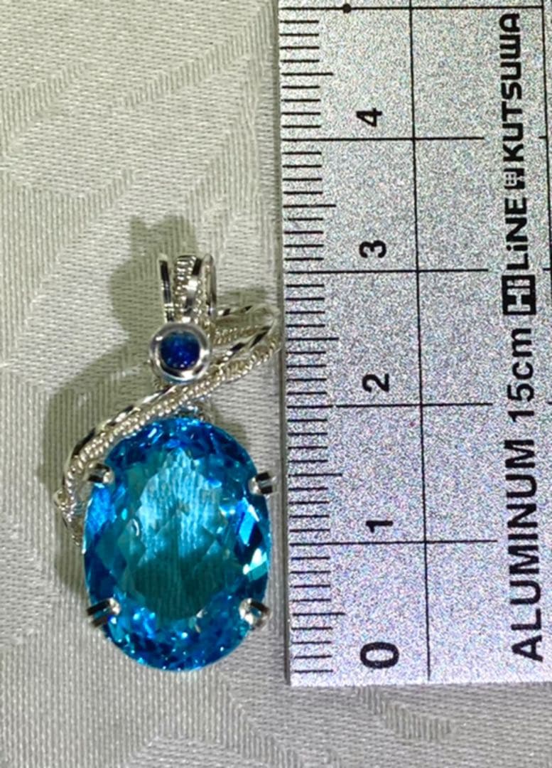 ブルートパーズ ブルーサファイア ペンダントトップ ワイヤー