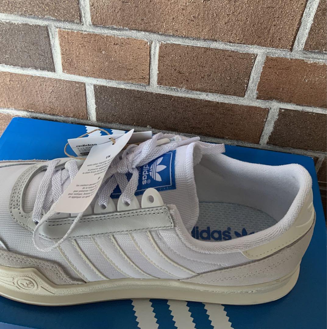 26.5アディダスオリジナルadidas メンズスニーカー CT 86