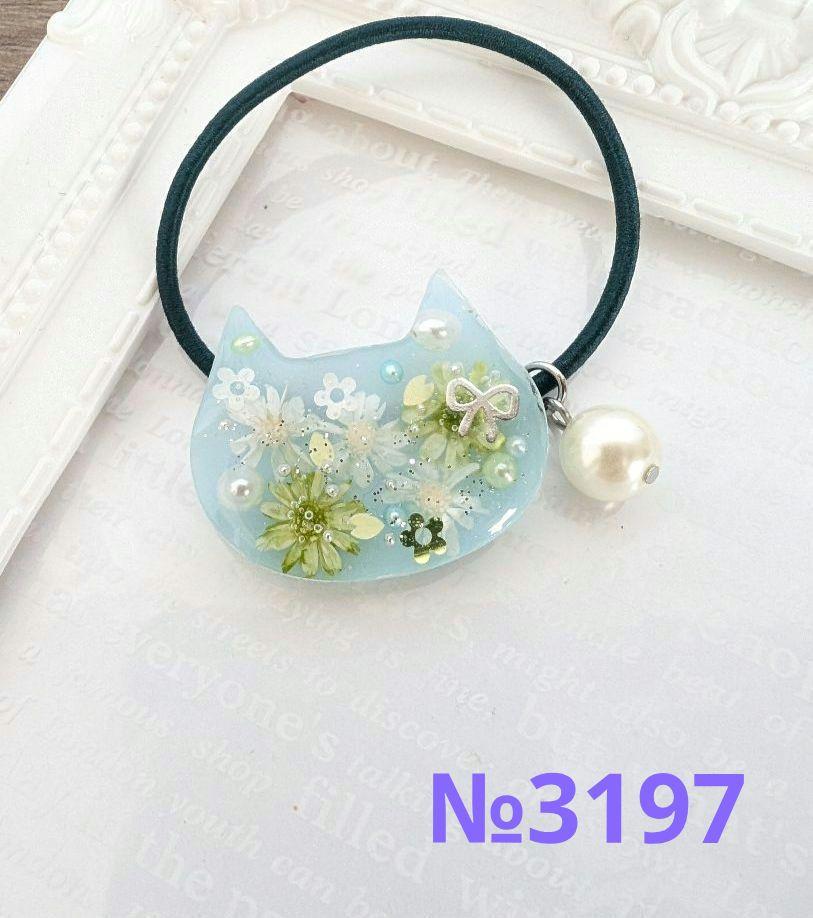ハイジ様お取り置き№3197 ねこ型フラワーレジンヘアゴム
