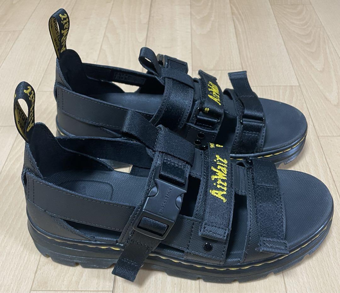 美品　Dr. Martens Pearson ブラックサンダル US9