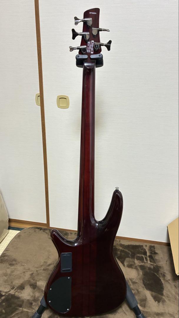 エレキベース　Ibanez 805 DX 5弦