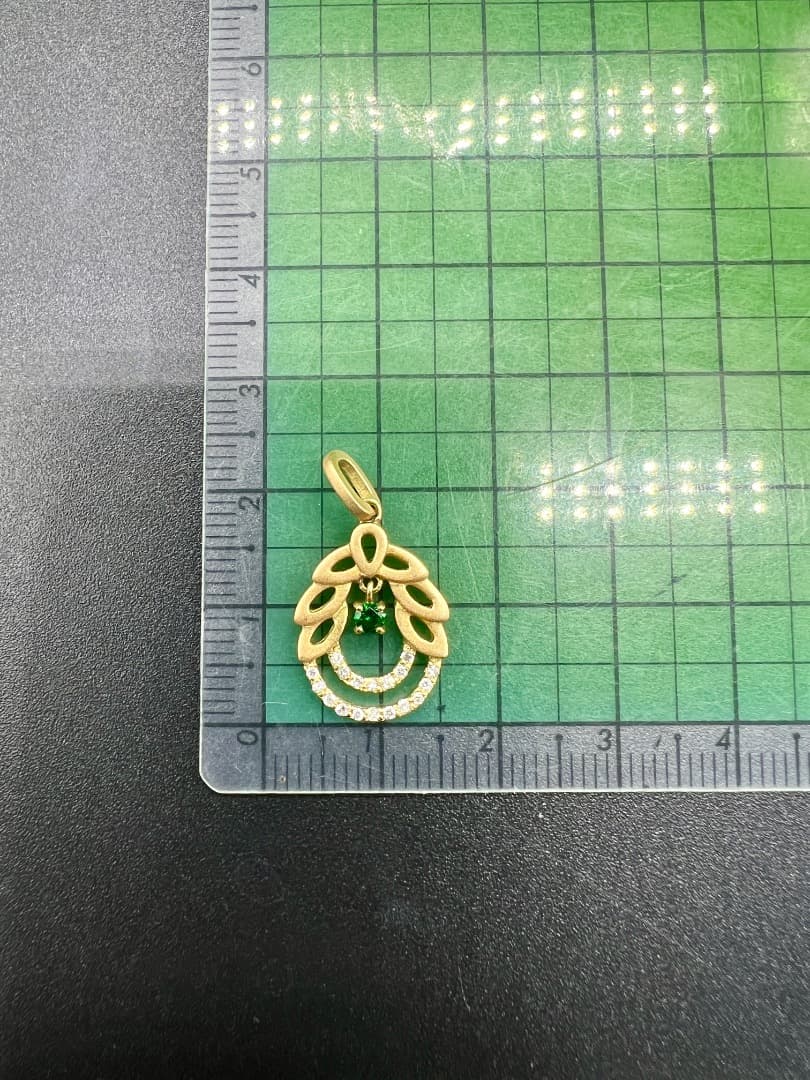 グリーンガーネット ペンダントトップ